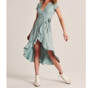 Abercrombie Short Sleeve ruffle hem wrap dress, S